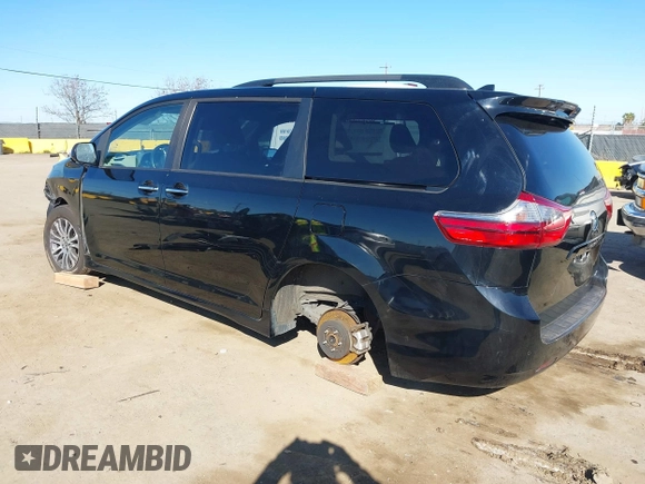 2020 Toyota Sienna XLE Auto Access Seat with VIN 5TDYZ3DC5LS086907, listed as a IAAI auction lot 41706488 with 86,855 mi miles. Bid and sale history available at carsss.com. Image 3.