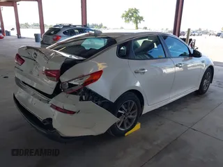 2020 Kia Optima SE z VIN 5XXGT4L36LG393377, wystawiony jako IAAI lot #41836704 z przebiegiem 86 234 mil mil oraz . Historia ofert i sprzedaży dostępna na DreamBid. Obrazek 4.