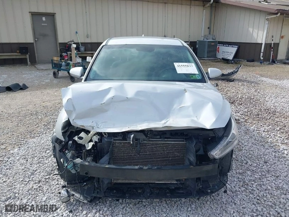 2019 Hyundai Elantra GT with VIN KMHH35LE8KU088141, listed as a IAAI auction lot 41555837 with 98,752 mi miles. Bid and sale history available at carsss.com. Image 13.