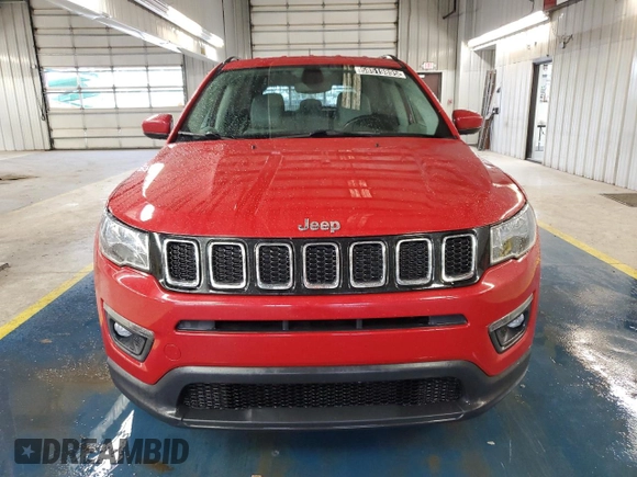2019 Jeep Compass Latitude z VIN 3C4NJDBB9KT772804, wystawiony jako Copart lot #58519895 z przebiegiem 145 266 mil mil oraz Czysty tytuł • Clean title. Historia ofert i sprzedaży dostępna na DreamBid. Obrazek 5.