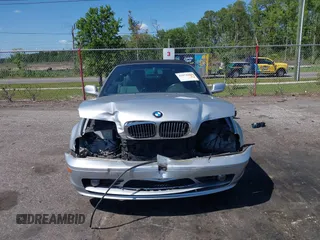 2002 BMW 3 Series 325Ci with VIN WBABS33492PG86813, listed as a IAAI auction lot 42074468 with 136,299 mi miles and . Bid and sale history available at DreamBid. Image 13.