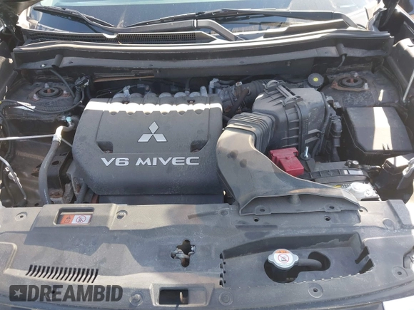 2016 Mitsubishi Outlander GT with VIN JA4JZ4AX0GZ017846, listed as a IAAI auction lot 41900962 with 117,604 mi miles and . Bid and sale history available at DreamBid. Image 10.