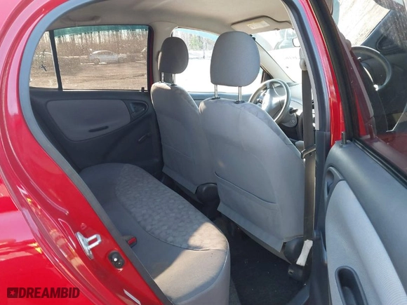 2001 Toyota ECHO with VIN JTDBT123610103292, listed as a IAAI auction lot 41639162 with NaN miles. Bid and sale history available at carsss.com. Image 8.