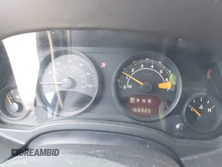 2015 Jeep Patriot Sport with VIN 1C4NJRBB2FD438977, listed as a IAAI auction lot 42305375 with 166,925 mi miles and . Bid and sale history available at DreamBid. Image 7.