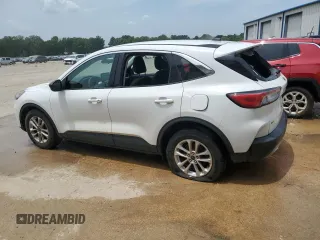 2022 Ford Escape SE with VIN 1FMCU0G63NUA47739, listed as a Copart auction lot 60136605 with 70,354 mi miles and Clean title. Bid and sale history available at DreamBid. Image 2.