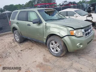 2008 Ford Escape Hybrid with VIN 1FMCU49HX8KE28560, listed as a IAAI auction lot 42103775 with 1 mi miles. Bid and sale history available at carsss.com. Image 1.