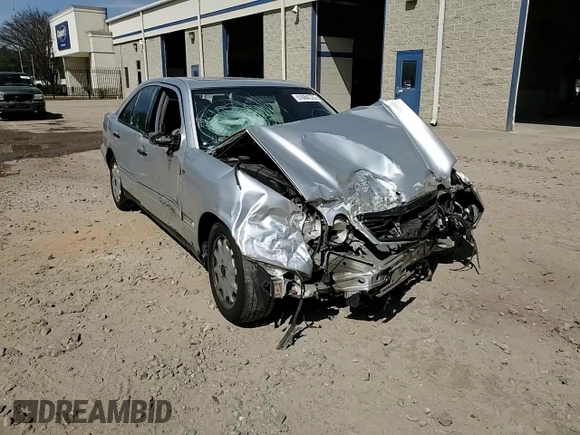 1999 Mercedes-Benz E 320 z VIN WDBJF65HXXA837426, wystawiony jako Copart lot #51084325 z przebiegiem Nie podano mil oraz Szkoda całkowita • Salvage title. Historia ofert i sprzedaży dostępna na DreamBid. Obrazek 11.