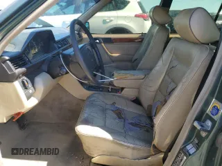 1993 Mercedes-Benz 400 with VIN WDBEA34E3PB937142, listed as a Copart auction lot 50444585 with 275,929 mi miles and Clean Title. Bid and sale history available at carsss.com. Image 7.