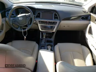 2017 Hyundai Sonata Hybrid Limited with VIN KMHE34L30HA076054, listed as a Copart auction lot 77972943 with 60,977 mi miles. Bid and sale history available at carsss.com. Image 8.