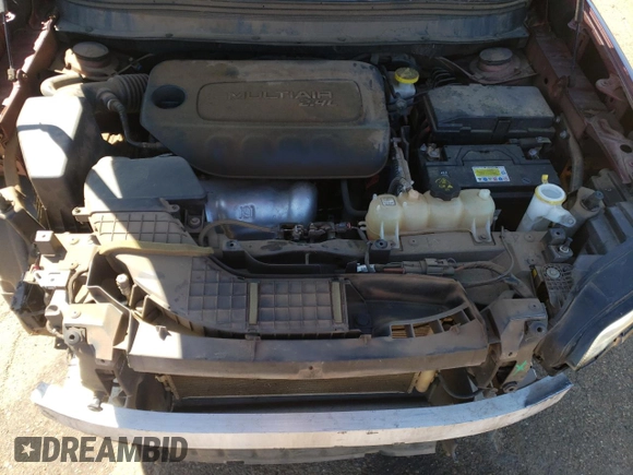2019 Jeep Cherokee Latitude Plus with VIN 1C4PJLLB0KD128647, listed as a Copart auction lot 50322885 with 125,195 mi miles and Salvage Title. Bid and sale history available at carsss.com. Image 12.