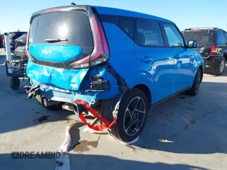 2023 Kia Soul EX with VIN KNDJ33AU2P7194532, listed as a IAAI auction lot 41743205 with 44,268 mi miles. Bid and sale history available at carsss.com. Image 4.
