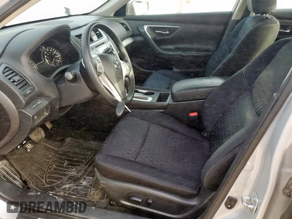 2017 Nissan Altima S z VIN 1N4AL3AP5HN318144, wystawiony jako Copart lot #60001145 z przebiegiem 67 999 mil mil oraz Czysty tytuł • Clean title. Historia ofert i sprzedaży dostępna na DreamBid. Obrazek 7.