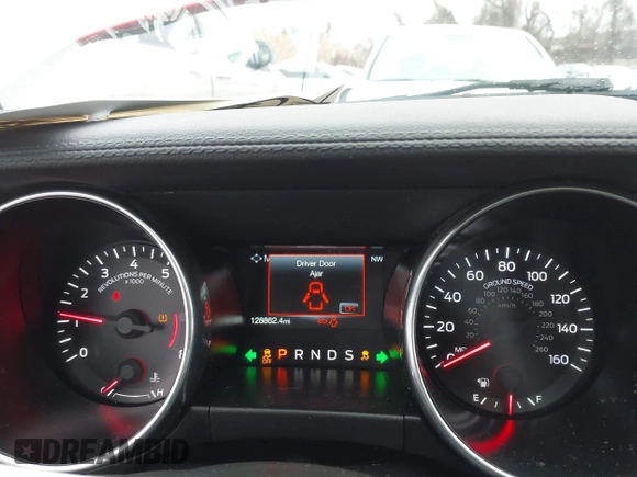 2018 Ford Mustang EcoBoost with VIN 1FA6P8TH1J5158699, listed as a IAAI auction lot 41185702 with 128,862 mi miles and . Bid and sale history available at carsss.com. Image 7.