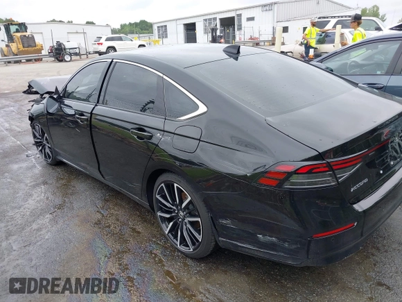 2024 Honda Accord Touring z VIN 1HGCY2F8XRA094072, wystawiony jako IAAI lot #42427587 z przebiegiem 20 206 mil mil oraz . Historia ofert i sprzedaży dostępna na DreamBid. Obrazek 3.