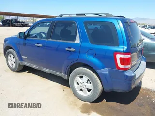 2008 Ford Escape XLS z VIN 1FMCU02Z28KC00547, wystawiony jako IAAI lot #42540493 z przebiegiem 142 584 mil mil oraz . Historia ofert i sprzedaży dostępna na DreamBid. Obrazek 3.