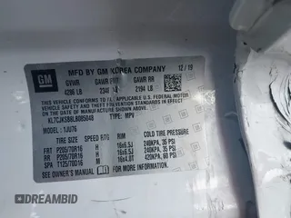2020 Chevrolet Trax LS z VIN KL7CJKSB8LB085048, wystawiony jako IAAI lot #38242977 z przebiegiem 32 428 mil mil oraz . Historia ofert i sprzedaży dostępna na DreamBid. Obrazek 9.