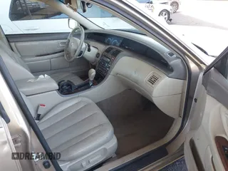 2002 Toyota Avalon XL with VIN 4T1BF28B12U264151, listed as a IAAI auction lot 42111490 with Not Provided miles and . Bid and sale history available at DreamBid. Image 5.