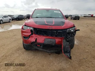 2020 Jeep Grand Cherokee Trailhawk with VIN 1C4RJFLGXLC116714, listed as a Copart auction lot 52133595 with 62,240 mi miles and Salvage title. Bid and sale history available at DreamBid. Image 5.