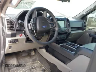 2020 Ford F-150 XL z VIN 1FTEW1C54LKF53650, wystawiony jako IAAI lot #42792712 z przebiegiem 78 047 mil mil oraz . Historia ofert i sprzedaży dostępna na DreamBid. Obrazek 5.