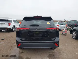 2021 Toyota Highlander XLE with VIN 5TDGZRAH2MS046851, listed as a IAAI auction lot 41603390 with 1 mi miles. Bid and sale history available at carsss.com. Image 17.