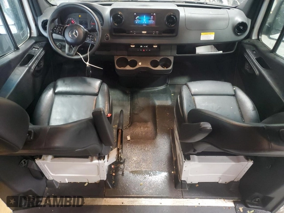 2020 Mercedes-Benz Sprinter Cargo Cargo with VIN W1W4EDHY8LT038877, listed as a Copart auction lot 65962684 with 308,678 mi miles and Salvage Title. Bid and sale history available at DreamBid. Image 8.