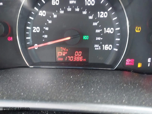 2015 Kia Sorento LX with VIN 5XYKTDA79FG635935, listed as a IAAI auction lot 42052420 with 170,386 mi miles. Bid and sale history available at carsss.com. Image 15.