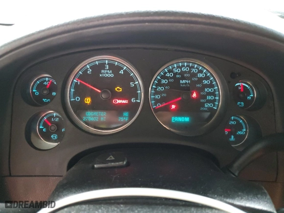 2013 Chevrolet Suburban LT with VIN 1GNSKJE76DR123518, listed as a Copart auction lot 66334144 with 270,402 mi miles and Salvage Title. Bid and sale history available at carsss.com. Image 9.