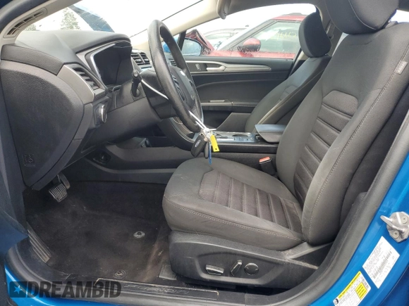 2020 Ford Fusion SE with VIN 3FA6P0HDXLR107953, listed as a Copart auction lot 59684305 with 55,043 mi miles and Non repairable. Bid and sale history available at DreamBid. Image 7.