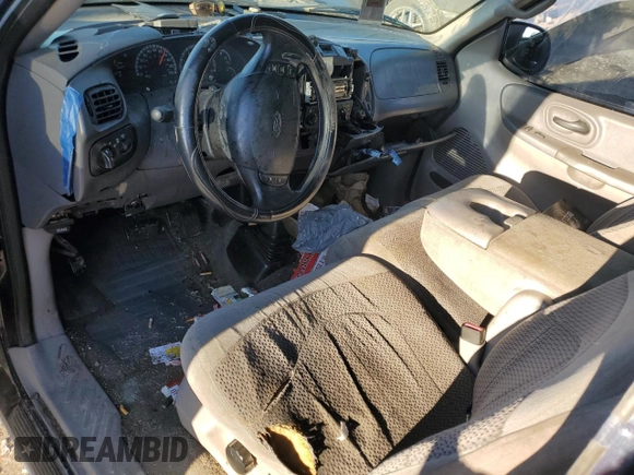 1999 Ford F-150 XL with VIN 1FTRX18L8XNA01885, listed as a Copart auction lot 88539645 with 286,037 mi miles and Salvage Title. Bid and sale history available at carsss.com. Image 8.