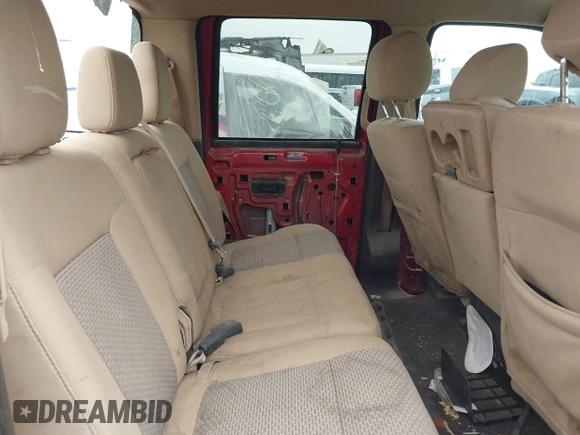 2015 Ford F-250 Lariat с VIN 1FT7W2B61FEC80646, выставлен на аукционе IAAI как лот 42202405 с пробегом Не указан миль и . История ставок и продаж доступна на DreamBid. Изображение 8.