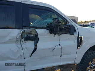 2019 Ford F-250 XL with VIN 1FT7W2B63KEE34610, listed as a IAAI auction lot 41698516 with 118,110 mi miles and . Bid and sale history available at DreamBid. Image 17.