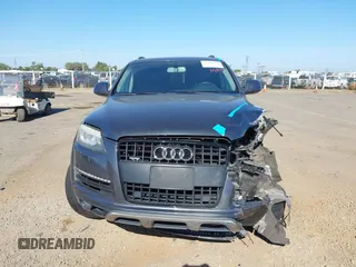 2015 Audi Q7 Premium Plus с VIN WA1LGAFE7FD004558, выставлен на аукционе IAAI как лот 42286634 с пробегом 102 233 миль миль и . История ставок и продаж доступна на DreamBid. Изображение 13.