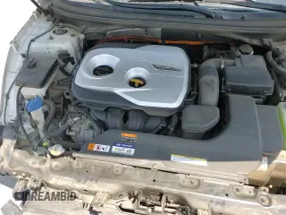 2017 Hyundai Sonata with VIN KMHE14L26HA049518, listed as a Copart auction lot 59938235 with 122,073 mi miles and Salvage title. Bid and sale history available at DreamBid. Image 16.