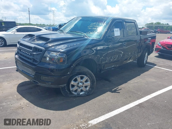 2004 Ford F-150 XLT z VIN 1FTPW14514KA67581, wystawiony jako IAAI lot #42634951 z przebiegiem 191 175 mil mil oraz . Historia ofert i sprzedaży dostępna na DreamBid. Obrazek 2.