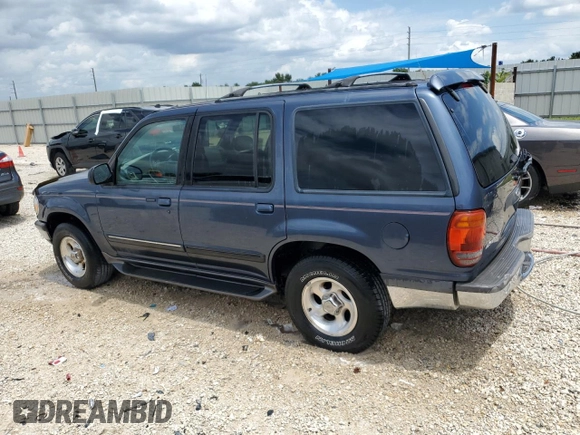 1998 Ford Explorer XLT z VIN 1FMZU32E6WUD38246, wystawiony jako Copart lot #66407954 z przebiegiem 103 018 mil mil oraz Szkoda całkowita • Salvage title. Historia ofert i sprzedaży dostępna na DreamBid. Obrazek 2.