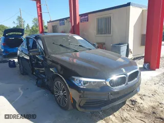 2019 BMW 5 Series 530i xDrive with VIN WBAJA7C54KWW19621, listed as a IAAI auction lot 41773506 with NaN miles. Bid and sale history available at carsss.com. Image 1.