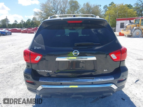 2017 Nissan Pathfinder S z VIN 5N1DR2MN8HC613384, wystawiony jako IAAI lot #41826359 z przebiegiem 138 960 mil mil oraz . Historia ofert i sprzedaży dostępna na DreamBid. Obrazek 16.