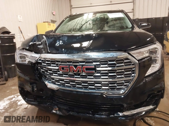 2024 GMC Terrain Denali with VIN 3GKALXEG4RL372651, listed as a IAAI auction lot 41614542 with 14,084 mi miles. Bid and sale history available at carsss.com. Image 12.
