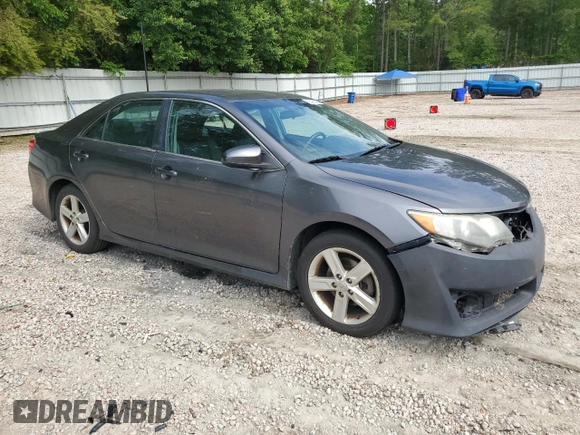 2014 Toyota Camry L with VIN 4T1BF1FK3EU333312, listed as a Copart auction lot 56418065 with 243,564 mi miles and Clean Title. Bid and sale history available at DreamBid. Image 4.