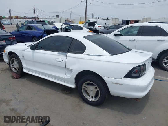 1998 Ford Mustang with VIN 1FAFP4045WF152304, listed as a IAAI auction lot 42378956 with 200,921 mi miles and . Bid and sale history available at DreamBid. Image 3.