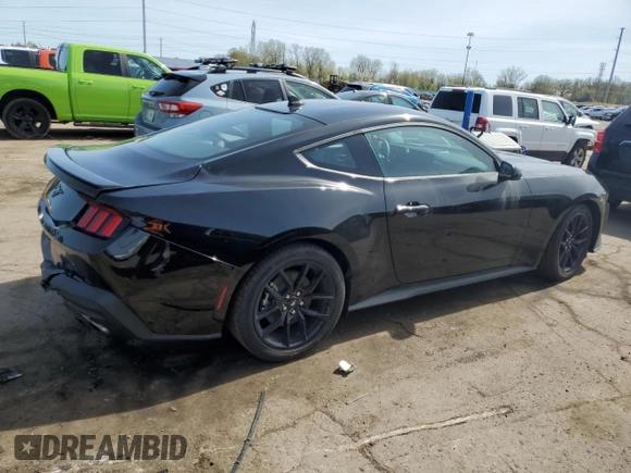 2025 Ford Mustang EcoBoost with VIN 1FA6P8TH6S5104445, listed as a Copart auction lot 55050735 with 32 mi miles and Clean Title. Bid and sale history available at carsss.com. Image 3.