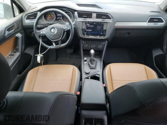 2019 Volkswagen Tiguan SE with VIN 3VV2B7AX2KM201195, listed as a Copart auction lot 52821335 with 72,382 mi miles and Salvage Title. Bid and sale history available at DreamBid. Image 8.