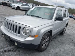 2014 Jeep Patriot Latitude with VIN 1C4NJRFB2ED500595, listed as a IAAI auction lot 41736183 with 78,347 mi miles. Bid and sale history available at carsss.com. Image 2.
