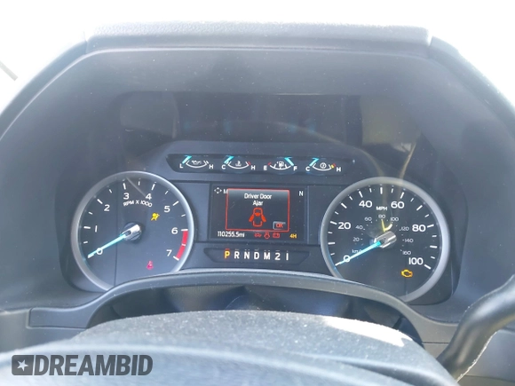 2021 Ford F-250 XL z VIN 1FT7W2B6XMEC73448, wystawiony jako IAAI lot #41631438 z przebiegiem 110 255 mil mil oraz . Historia ofert i sprzedaży dostępna na DreamBid. Obrazek 7.