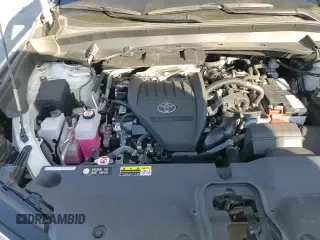 2024 Toyota Highlander XLE with VIN 5TDAAAB52RS014539, listed as a Copart auction lot 72037675 with 33,098 mi miles and Salvage title. Bid and sale history available at DreamBid. Image 14.