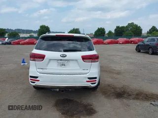 2018 Kia Sorento SX Limited with VIN 5XYPKDA55JG429852, listed as a IAAI auction lot 42823592 with 84,317 mi miles and . Bid and sale history available at DreamBid. Image 17.