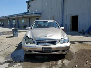 2003 Mercedes-Benz C 320 with VIN WDBRF64J53F327005, listed as a Copart auction lot 69500224 with 99,375 mi miles and Salvage Title. Bid and sale history available at DreamBid. Image 5.