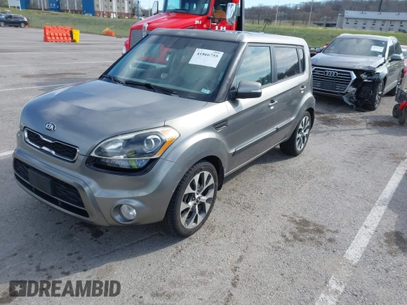 2013 Kia Soul ! with VIN KNDJT2A66D7576263, listed as a IAAI auction lot 41866755 with 197,522 mi miles. Bid and sale history available at carsss.com. Image 2.