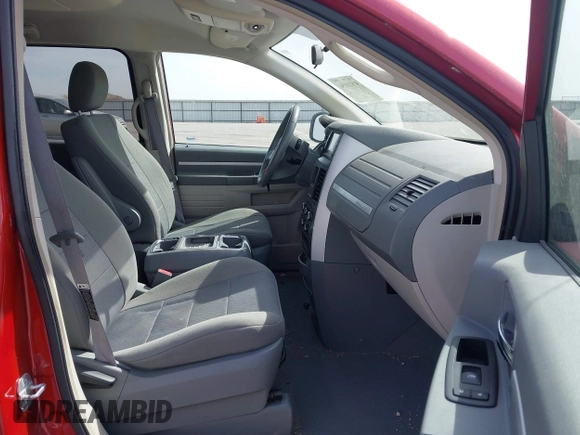 2008 Dodge Grand Caravan SXT with VIN 2D8HN54P88R114131, listed as a IAAI auction lot 41818834 with 118,747 mi miles and . Bid and sale history available at DreamBid. Image 5.