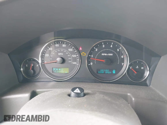 2006 Jeep Commander with VIN 1J8HG48N46C274341, listed as a IAAI auction lot 42264428 with 153,443 mi miles and . Bid and sale history available at DreamBid. Image 7.